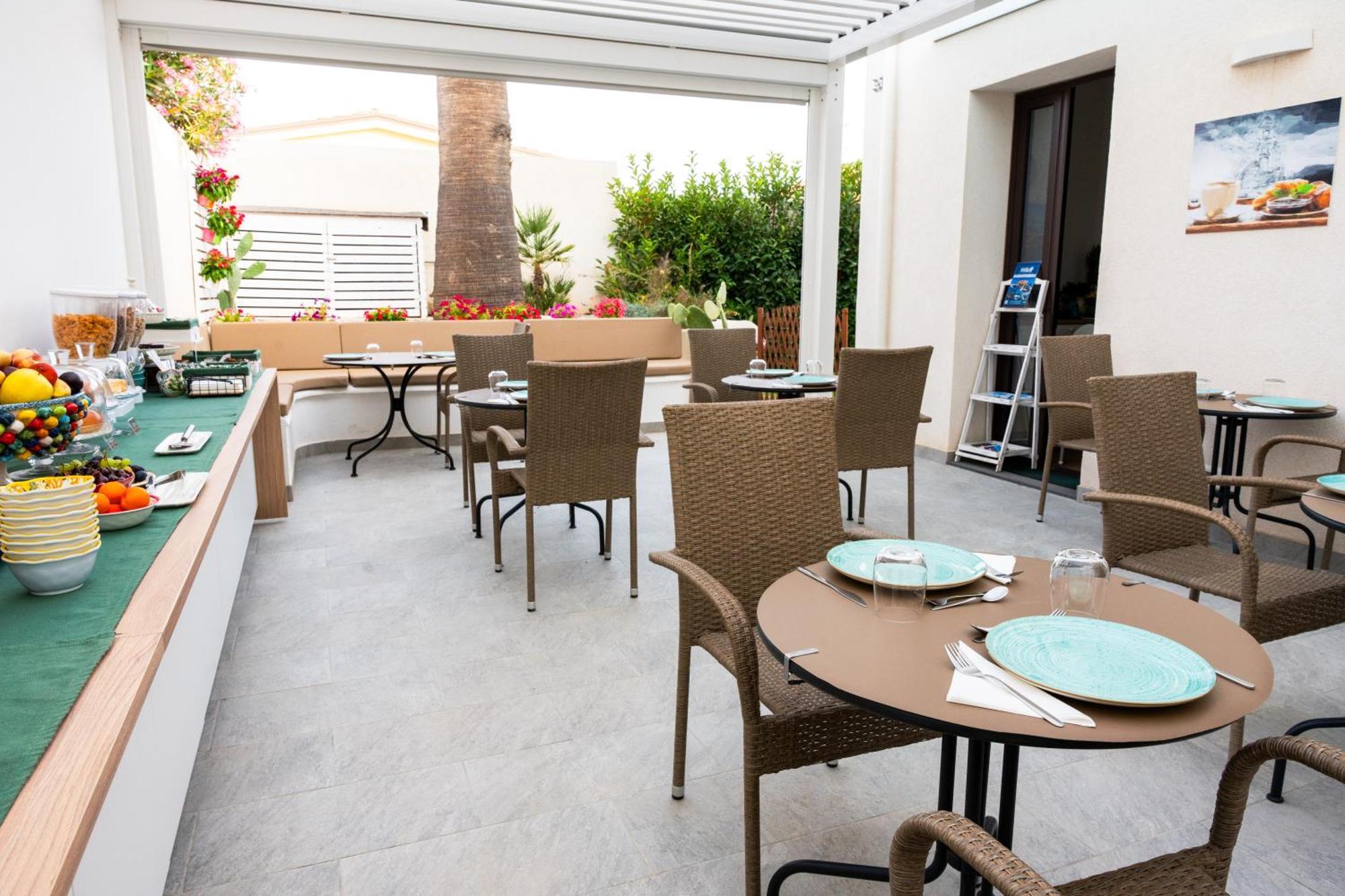 Elaia * Lido di Noto